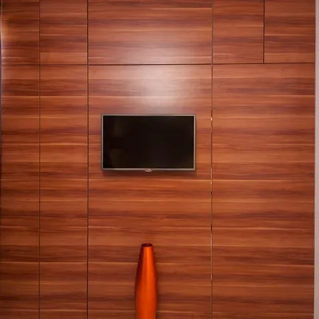 Luxury Beachfront 2 With Indoor & Outdoor Pools ヴィラ トロギール