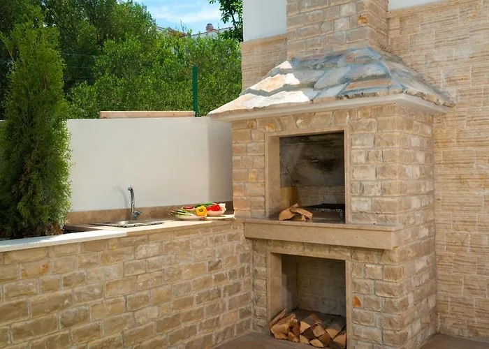 Luxury Beachfront Villa Trogir 2 With Indoor & Outdoor Pools Трогир