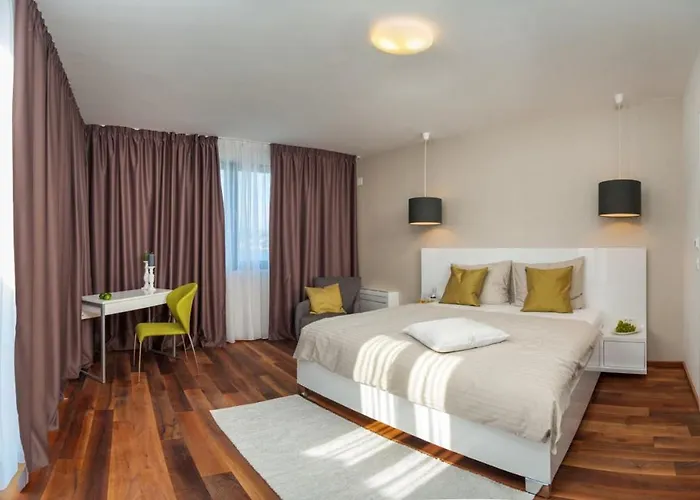 Luxury Beachfront Villa Trogir 2 With Indoor & Outdoor Pools * Трогир