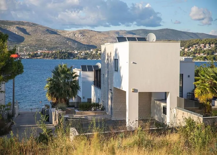 Luxury Beachfront Villa Trogir 2 With Indoor & Outdoor Pools * Трогир
