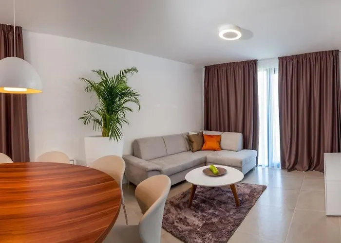 Luxury Beachfront Villa Trogir 2 With Indoor & Outdoor Pools Трогир