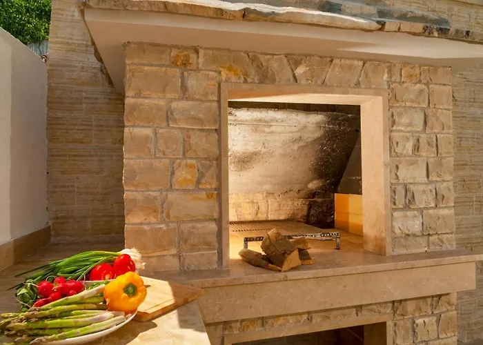 Luxury Beachfront Villa Trogir 2 With Indoor & Outdoor Pools Трогир