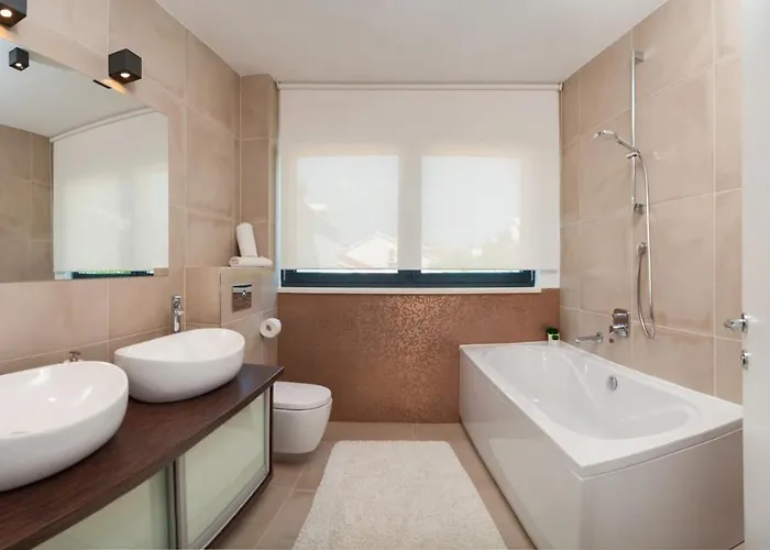 Luxury Beachfront Villa Trogir 2 With Indoor & Outdoor Pools * Трогир