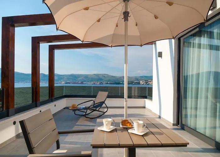 Luxury Beachfront Villa Trogir 2 With Indoor & Outdoor Pools Вилла