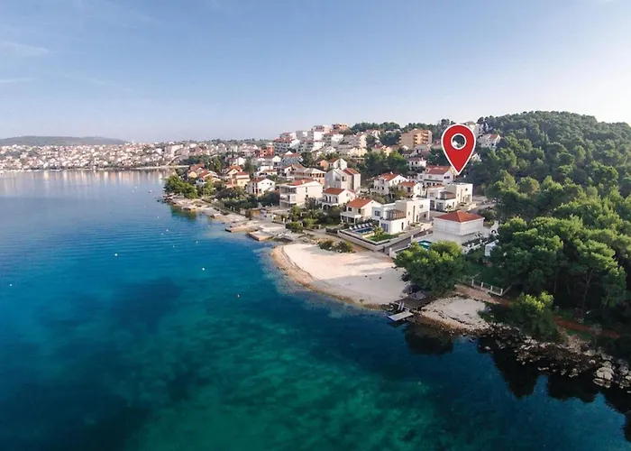 Luxury Beachfront Villa Trogir 2 With Indoor & Outdoor Pools Вилла *