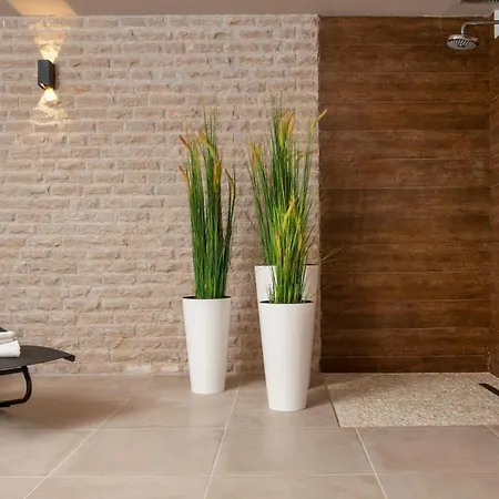 Luxury Beachfront 2 With Indoor & Outdoor Pools *